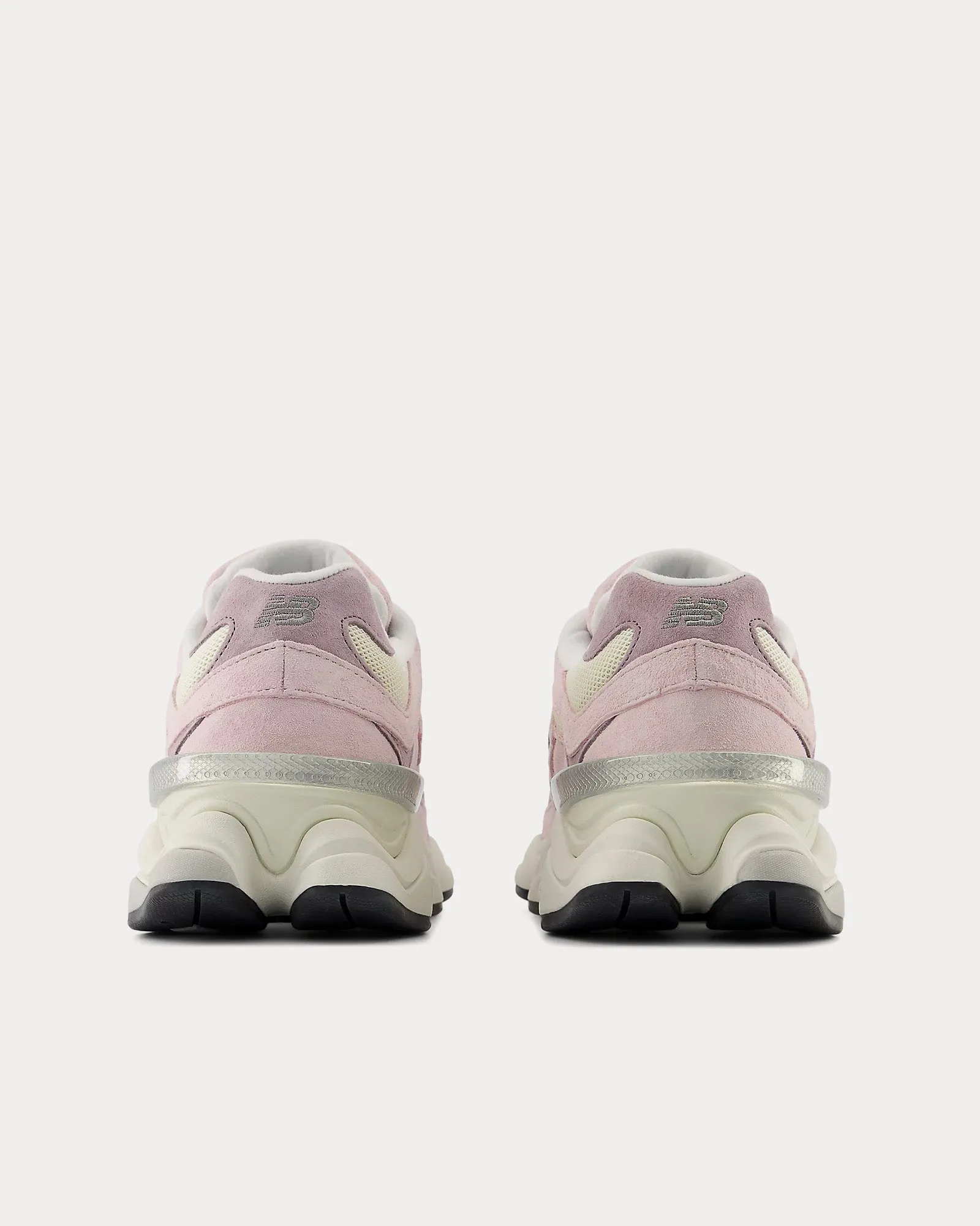 9060 Rose Sugar / Angora / Ice Wine Low Top Sneakers
