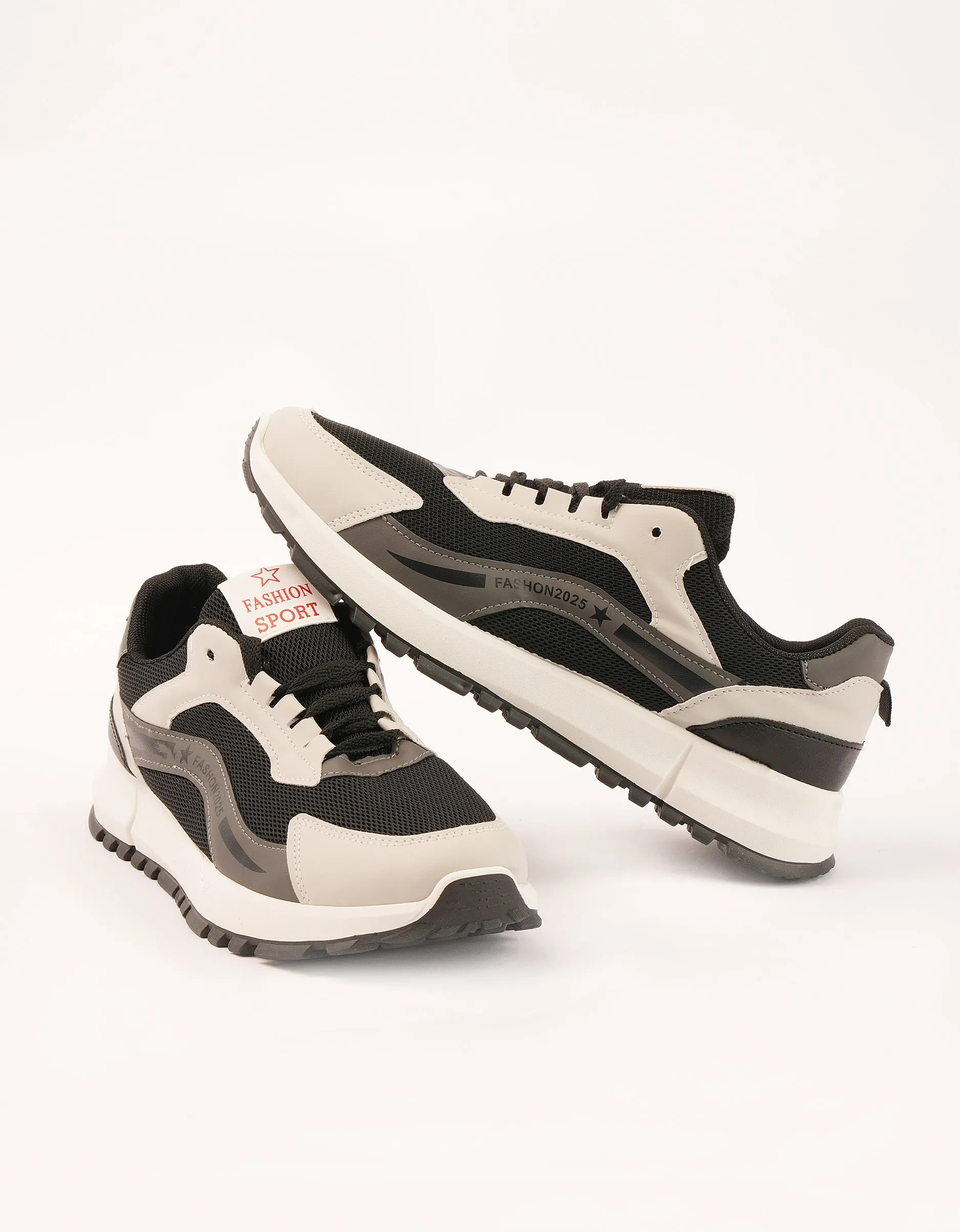 Grip Super Hike Sneakers