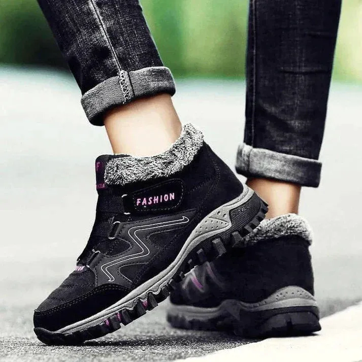 Richelle Schoenen | Leren Enkellaarsjes met Fleece Voering