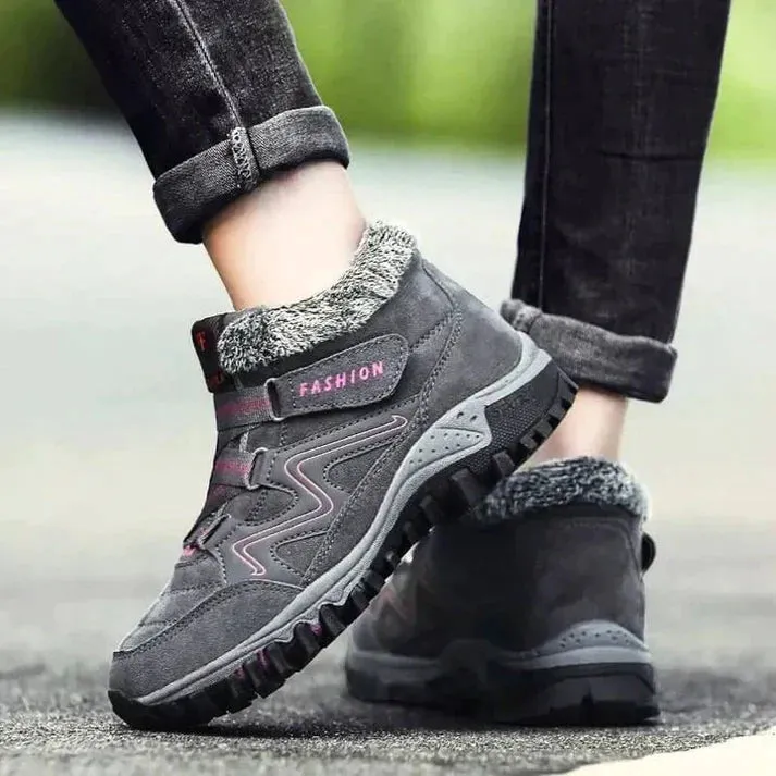 Richelle Schoenen | Leren Enkellaarsjes met Fleece Voering